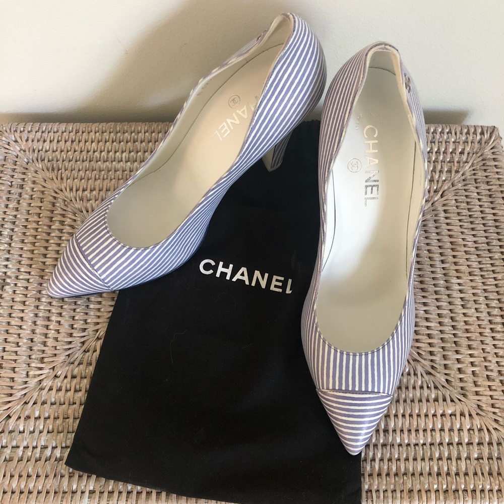 Chanel Pumps